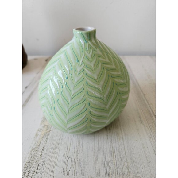 Crate & v barrel tavira Fern green blue spring home decor small white - Picture 2 of 7